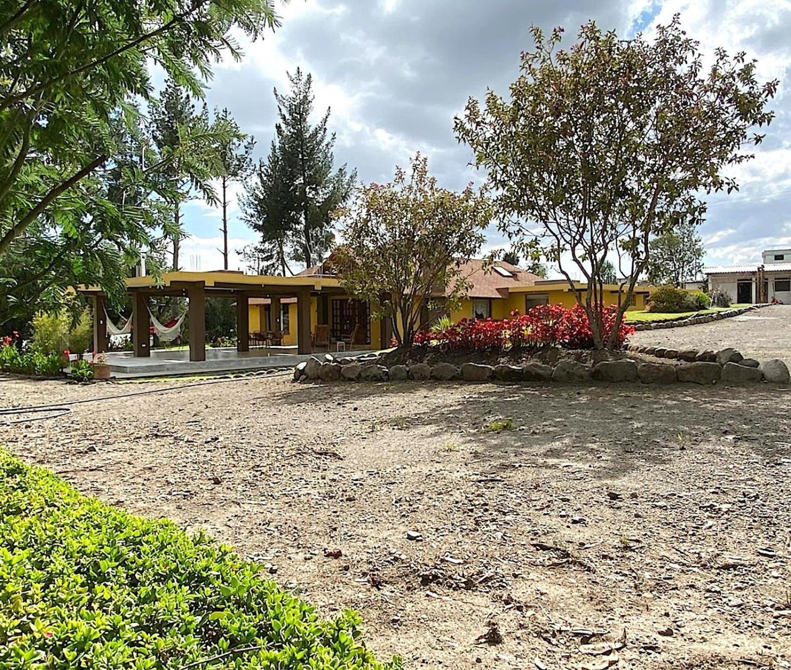 Cottage house Cayambe Eksteriør bilde